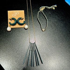 Plunder teal set. Stud dangle earrings, adjustable necklace and bracelet